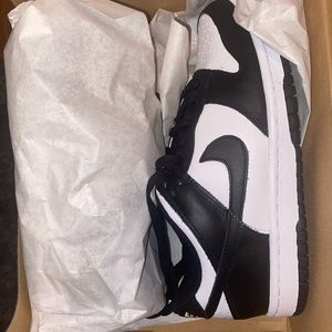 Black & white Nike dunks